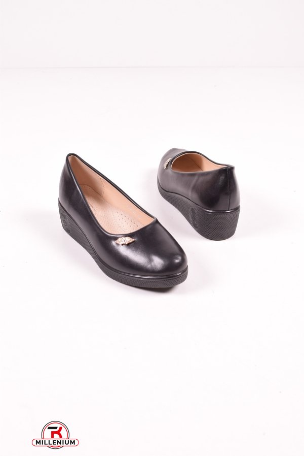 Туфли для девочки из кожзама "Бабочка" Размер в наличии : 32 арт.802-28