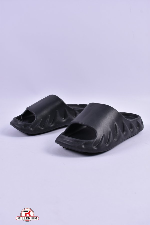 Шльопанці чоловічі з піни (кол. чорний) склад 65% EVA 35%PVC Розмір в наявності : 40 арт.B509