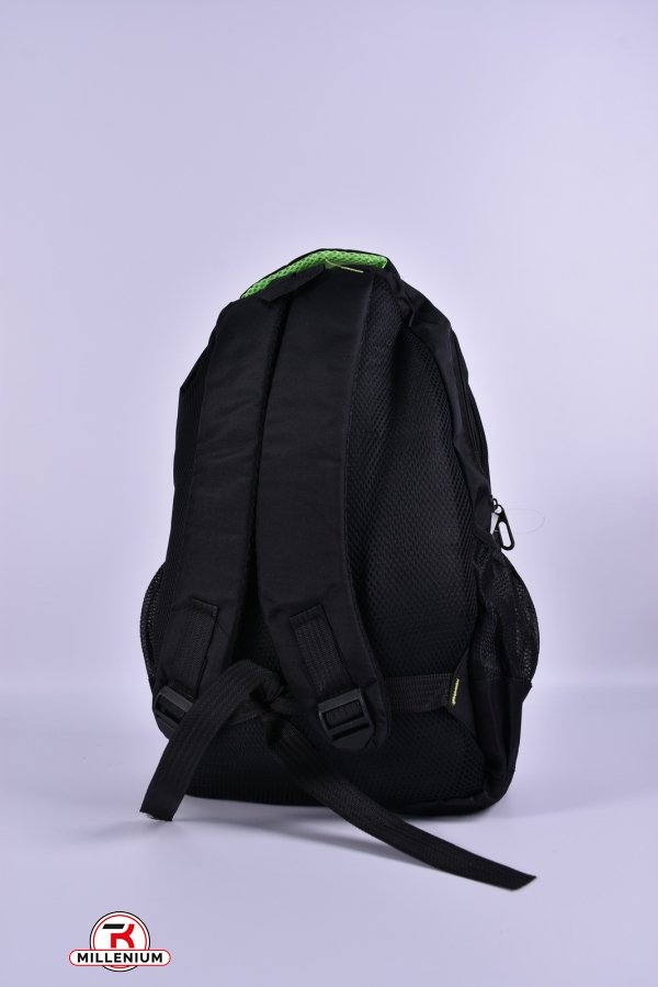 Рюкзак из плащевки (цв.черный/салатовый) размер 40/28/13 см арт.2210
