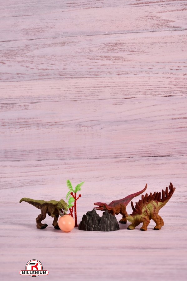 Животные "Динозавры" плюс аксессуары в пакете 17/22см арт.1369D-5