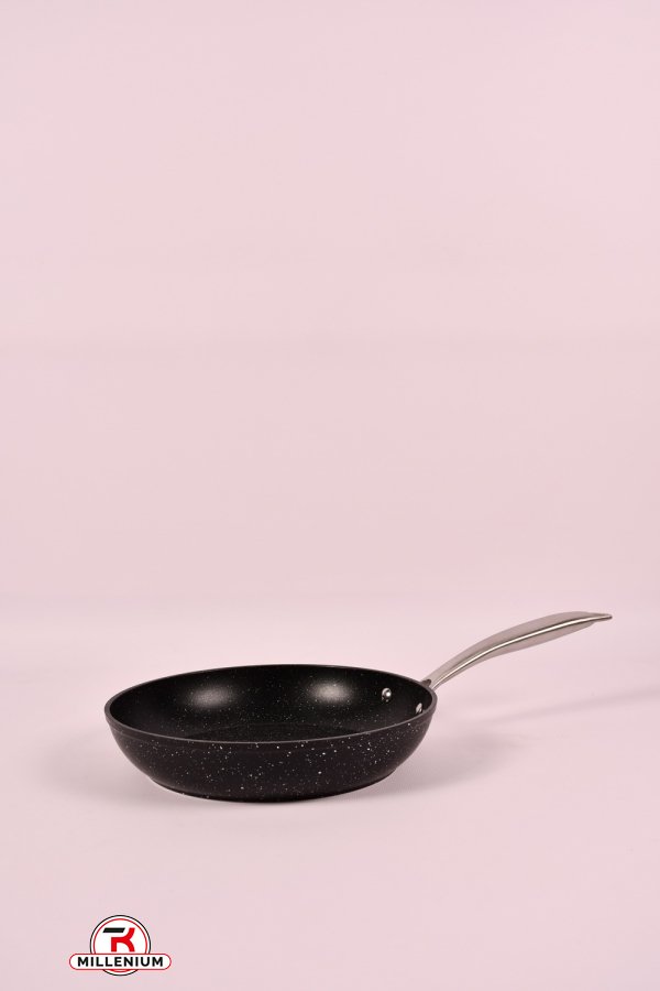 Сковорода "Brand-Chef" з антипригарним покриттям (індукційне дно) d-24см BEESER арт.10359