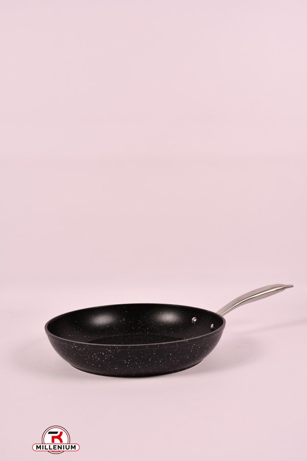 Сковорода "Brand-Chef" с антипригарным покрытием (индукционное дно) d-28см BEESER арт.10359