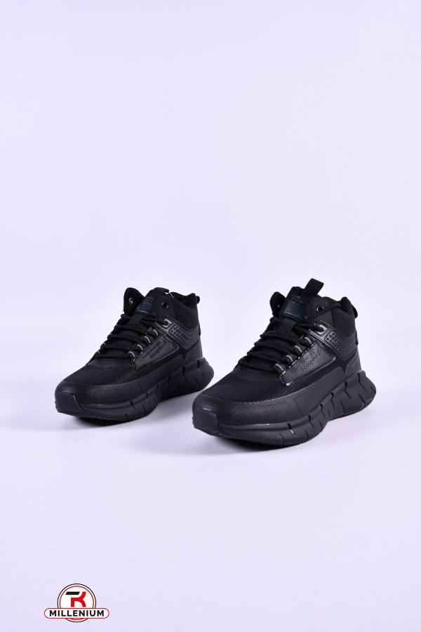 Кросівки зимові на хутрі "BAAS" з водовідштовхувальної тканини Розміри в наявності : 37, 38, 39 арт.B5169-1C