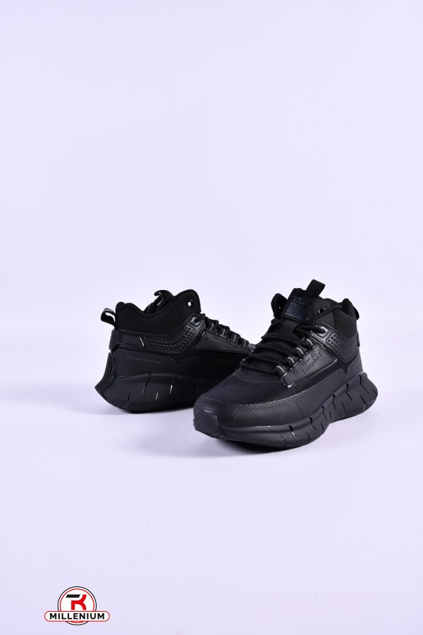 Кросівки зимові на хутрі "BAAS" з водовідштовхувальної тканини Розміри в наявності : 37, 38, 39 арт.B5169-1C