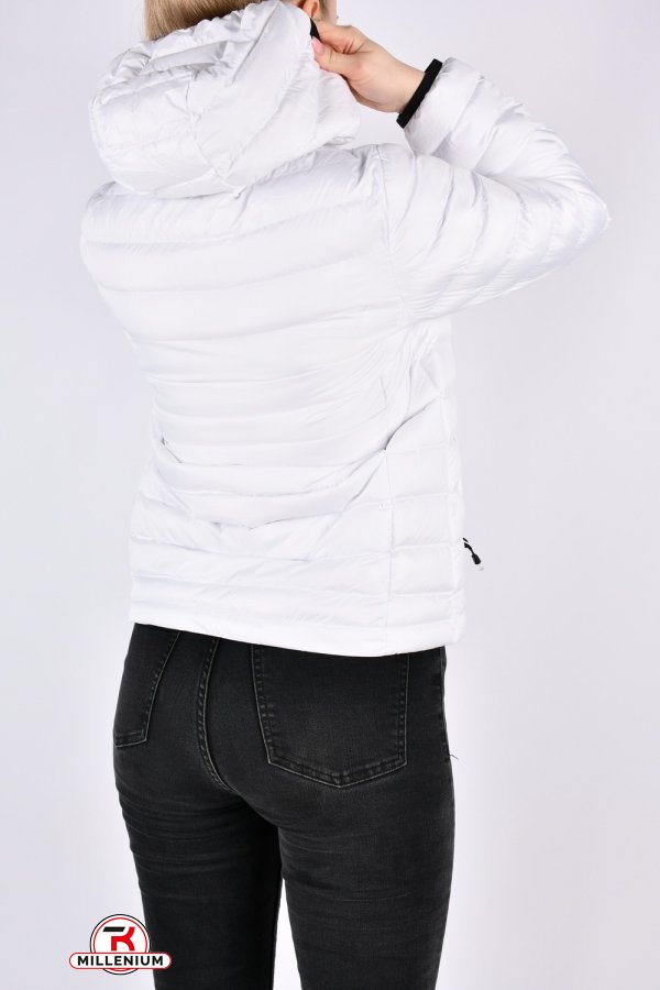 Куртка жіноча демісезонна (кол. білий) з плащової тканини. Розмір в наявності : 40 арт.3101