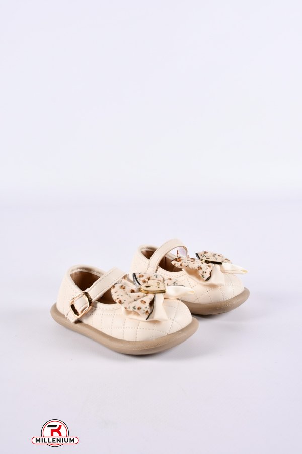 Туфлі для дівчинки (кол. кремовий) Розміри в наявності : 19, 20, 21 арт.A3310