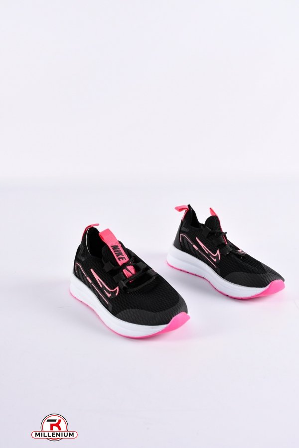 Кросівки для дівчинки (кол. чорний/рожевий)  Розміри в наявності : 33, 34, 35 арт.752894