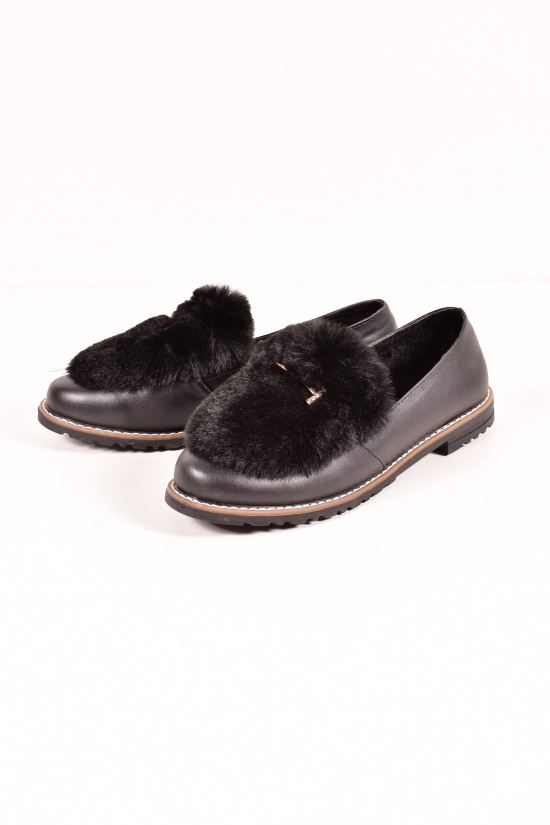 Туфлі жіночі зі шкірозамінника (кол. Чорний) Fortune Розмір в наявності : 40 арт.A640