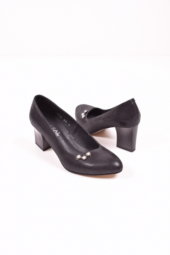 Туфли женские из натуральной кожи (цв.черный) MISTRAL Размер в наличии : 37 арт.T692