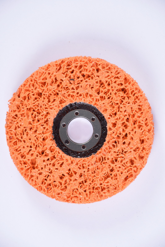 Коло зачистне з нетканого абразиву (корал) Т27діаметр 125х22,23 мм оранжевий арт.9176611