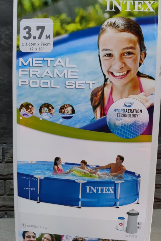 Басейн каркасний Metal Frame Pool круглий із фільтром-насосом (розмір 366/76см) 6 років арт.28212