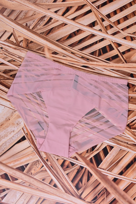 Плавки жіночі (рожевий колір) безшовні. Розмір в наявності : 44 арт.P70181H