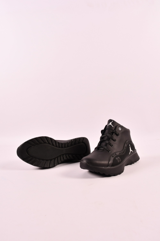 Кросівки чоловічі зимові (кол. чорний) на хутрі з натуральної шкіри "JORDAN" Розмір в наявності : 40 арт.215