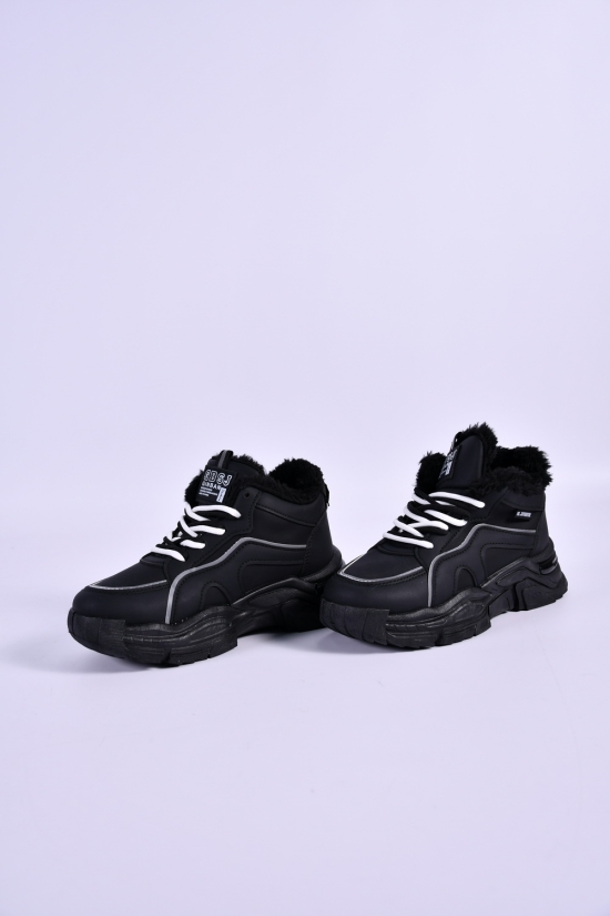 Кросівки жіночі зимові на хутрі Розмір в наявності : 37 арт.A50-1