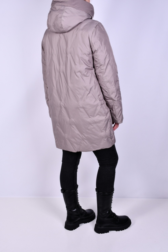 Куртка жіноча зимова (кол. капучино) з плащової тканини. Розміри в наявності : 46, 54, 56 арт.M910003